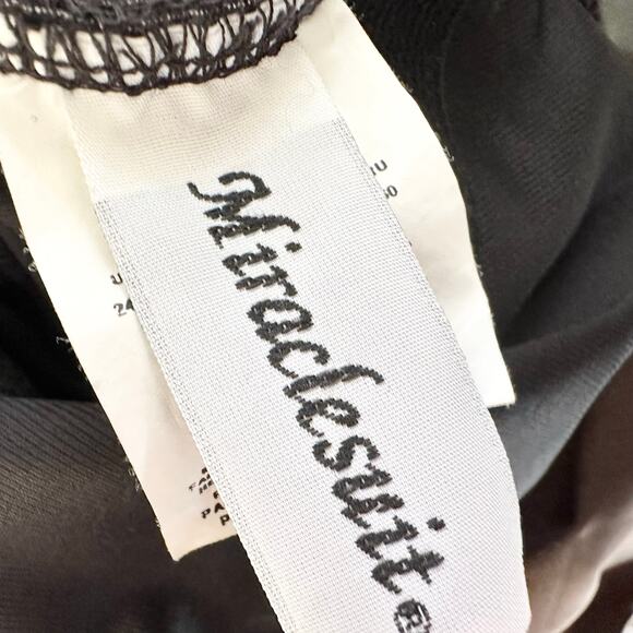 Miraclesuit Plus 81888W Black Faux Wrap One Piece Essential Bathing Suit 24W - Picture 8 of 9